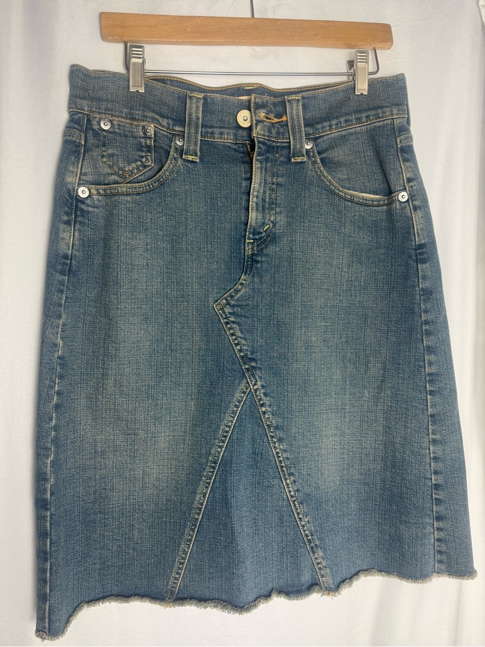 Levi's Classic Distressed Blue Denim Skirt with Raw Frayed Hem